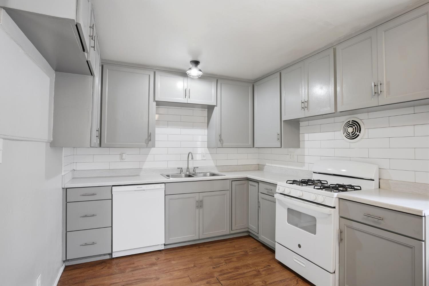 898 Yosemite Pkwy, Merced, CA 95341