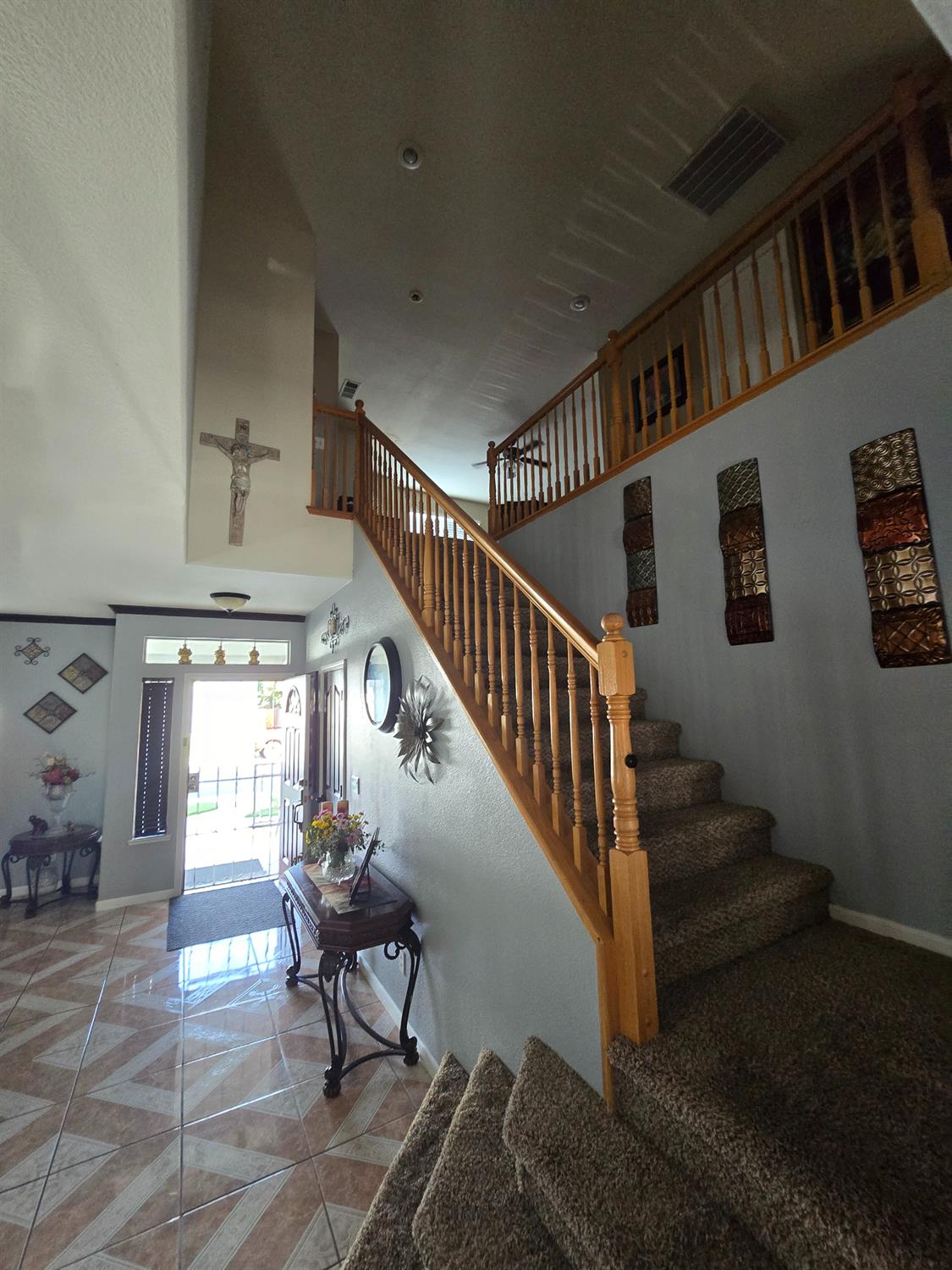 1683 Iris St, Los Banos, CA 93635