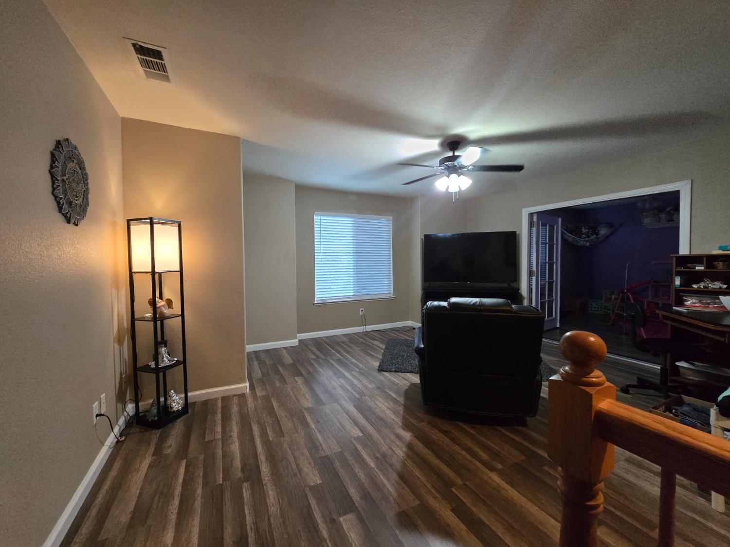 1683 Iris St, Los Banos, CA 93635