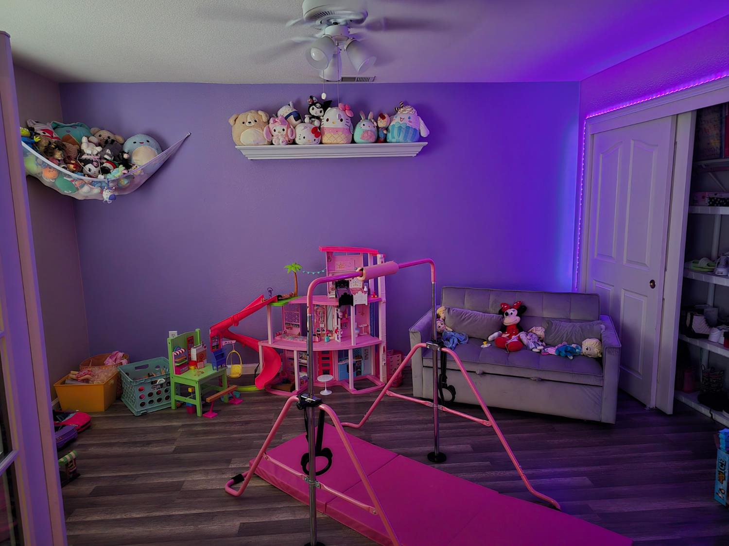 1683 Iris St, Los Banos, CA 93635