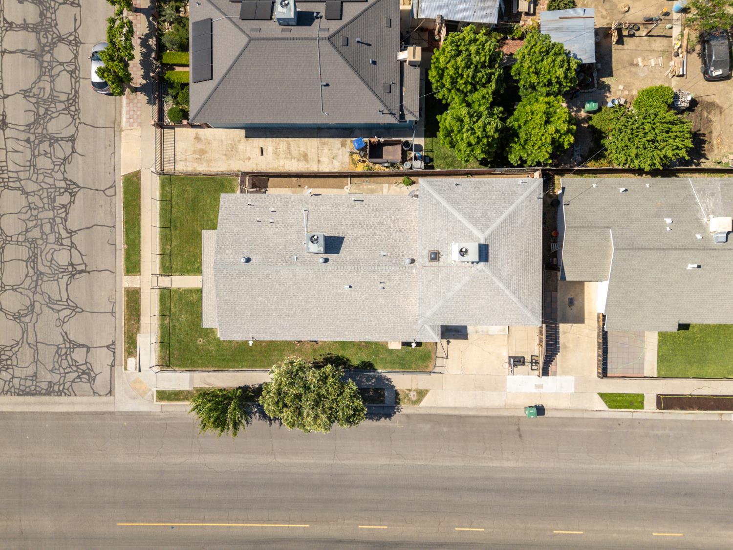 295 E Durian Ave, Coalinga, CA 93210