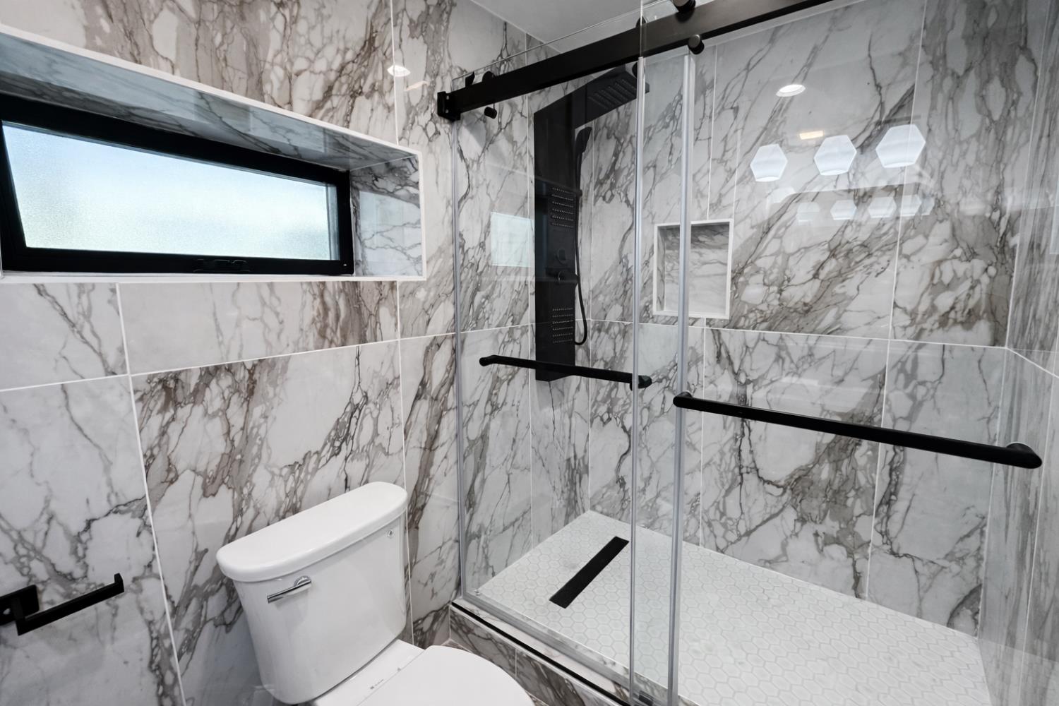 518 Cone Ave, Merced, CA 95341