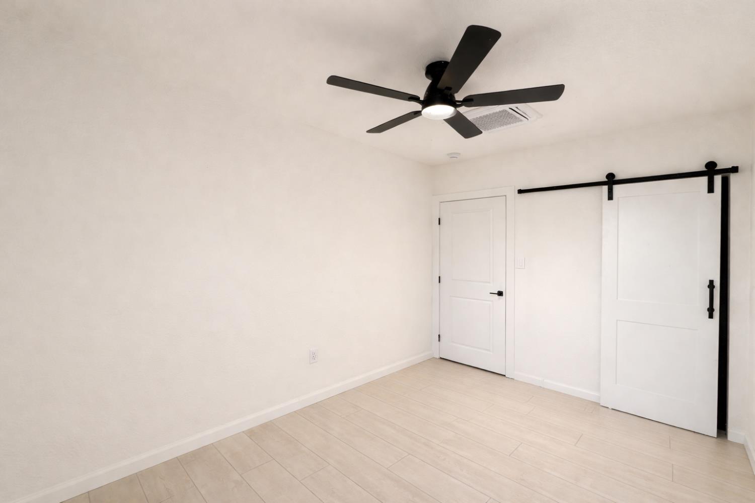 518 Cone Ave, Merced, CA 95341