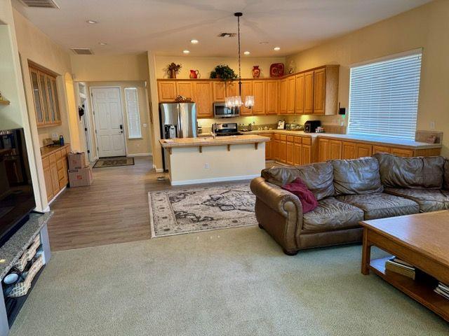 2830 Sierra Gold, Riverbank, CA 95367