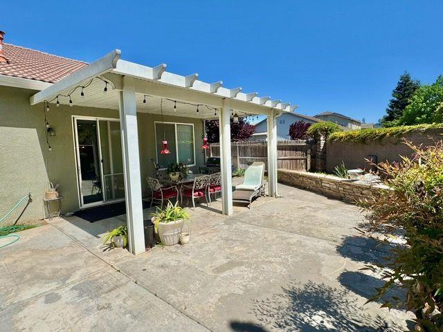 2830 Sierra Gold, Riverbank, CA 95367