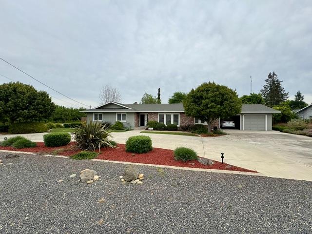 1360 Crawford Rd, Modesto, CA 95357