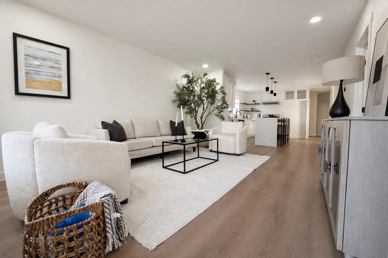 819 Julian St, Turlock, CA 95380