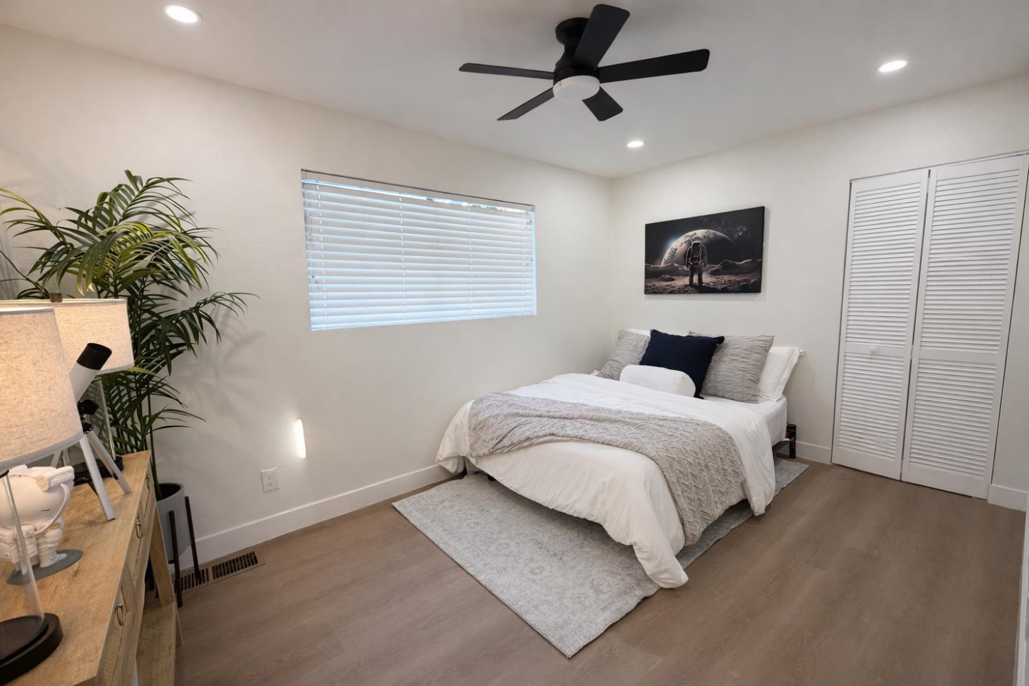 819 Julian St, Turlock, CA 95380