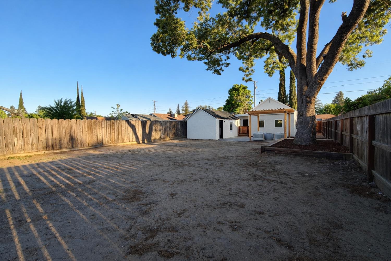 819 Julian St, Turlock, CA 95380