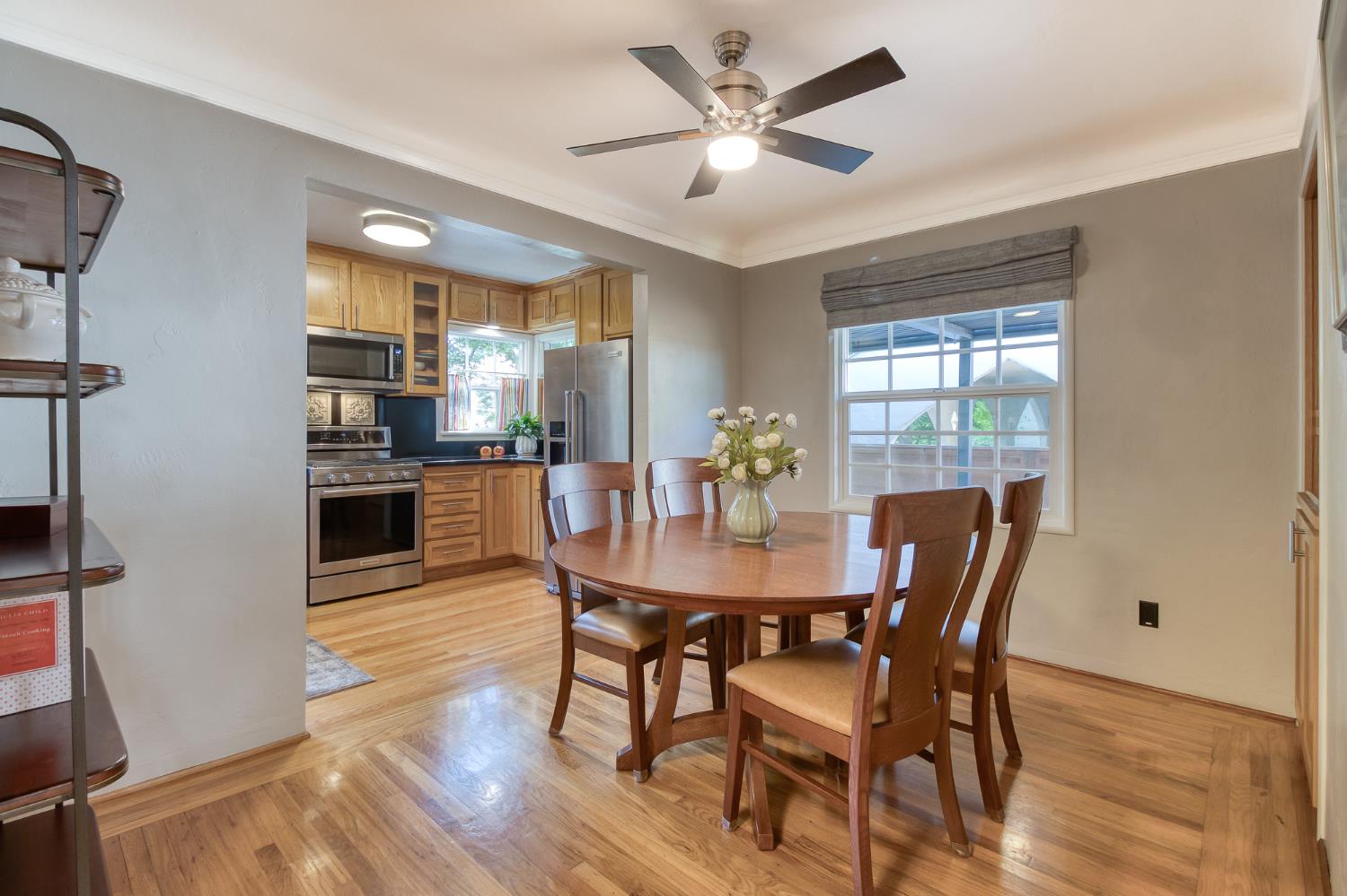 215 Helen Ave, Modesto, CA 95354