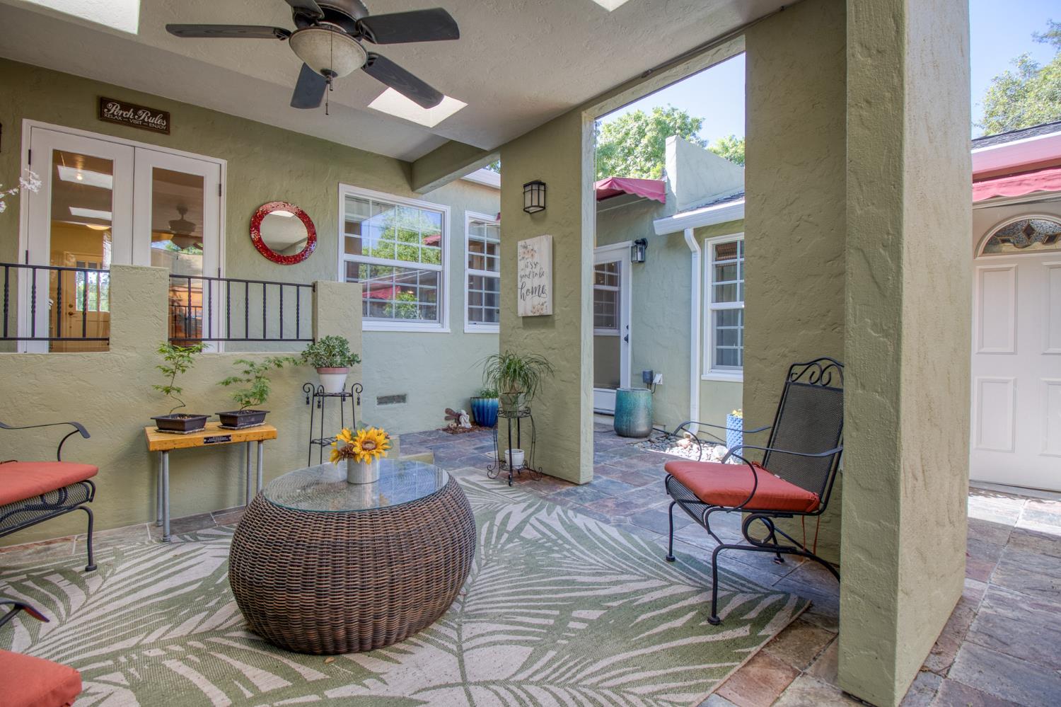 215 Helen Ave, Modesto, CA 95354