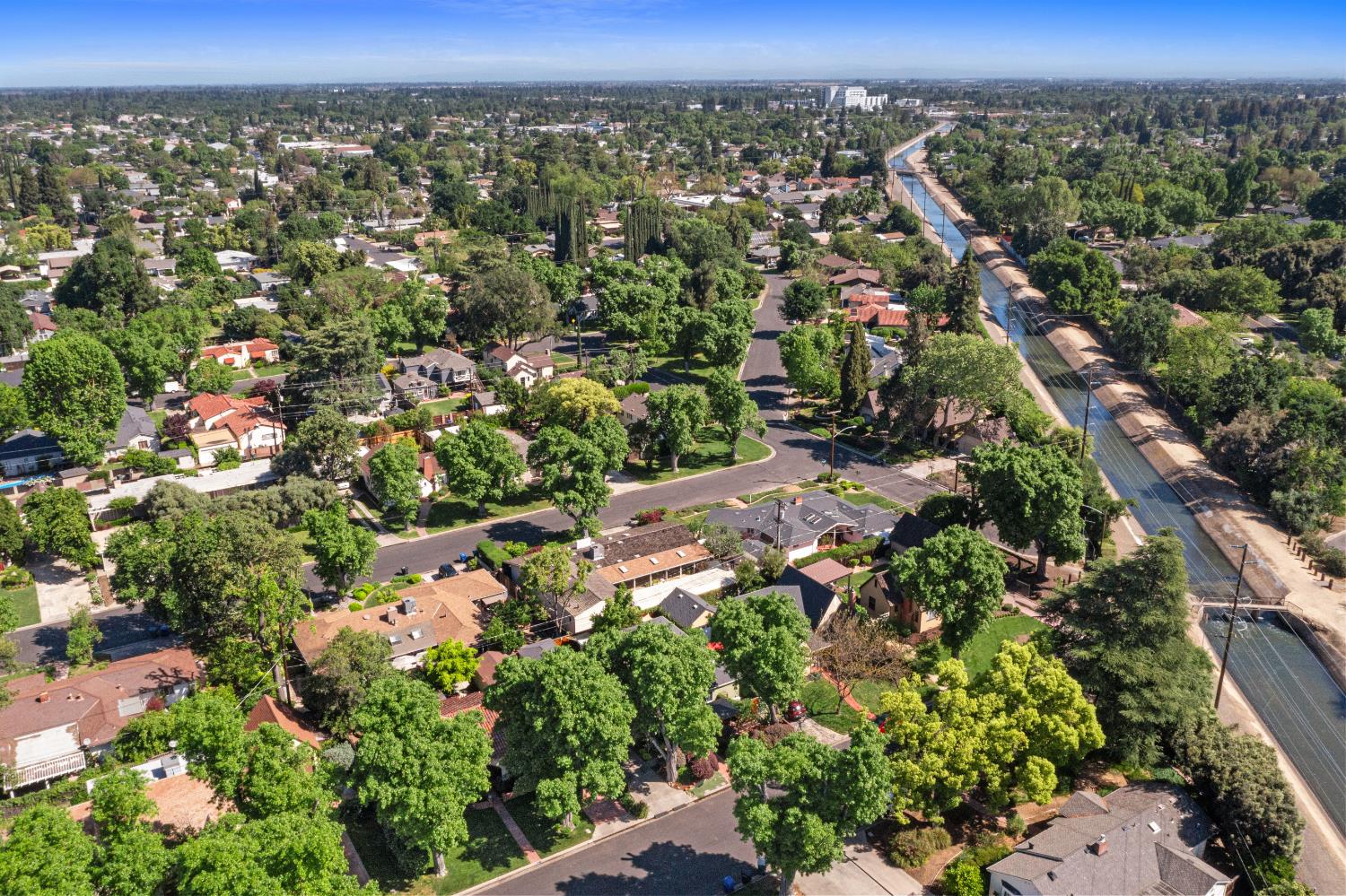 215 Helen Ave, Modesto, CA 95354