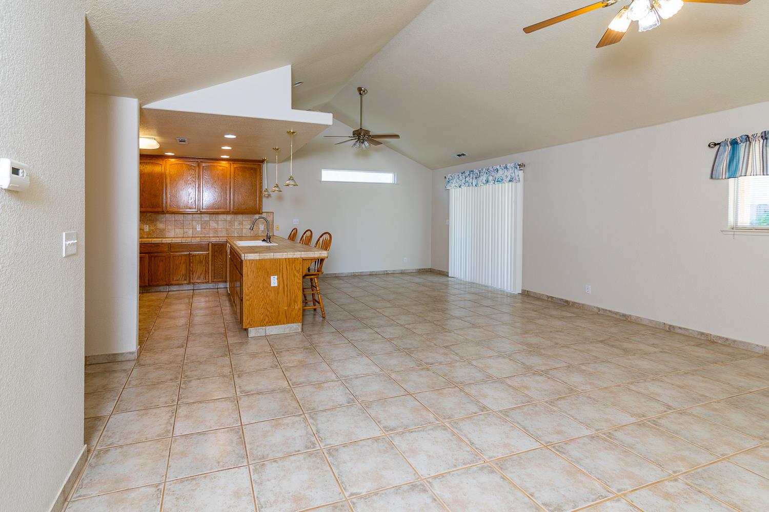 13500 Welch St, Waterford, CA 95386