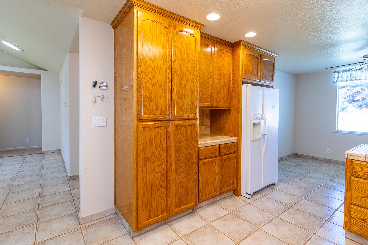 13500 Welch St, Waterford, CA 95386