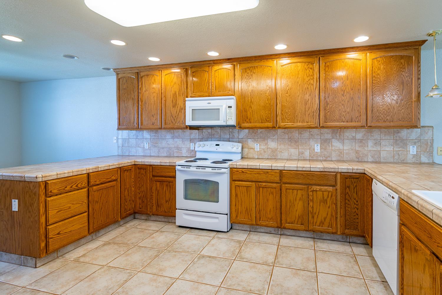 13500 Welch St, Waterford, CA 95386