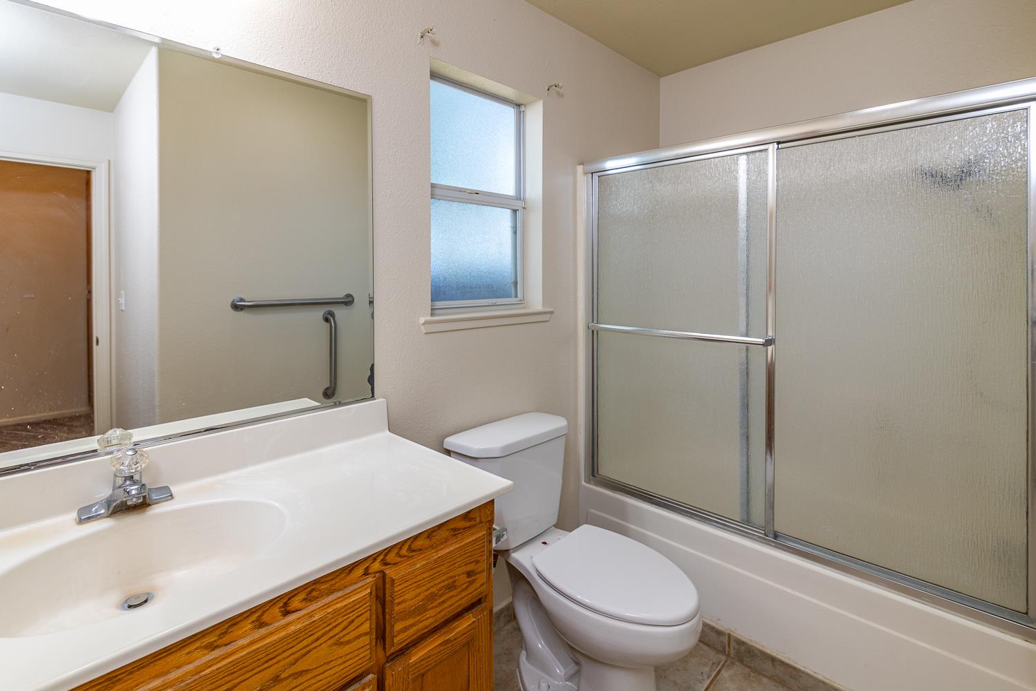 13500 Welch St, Waterford, CA 95386