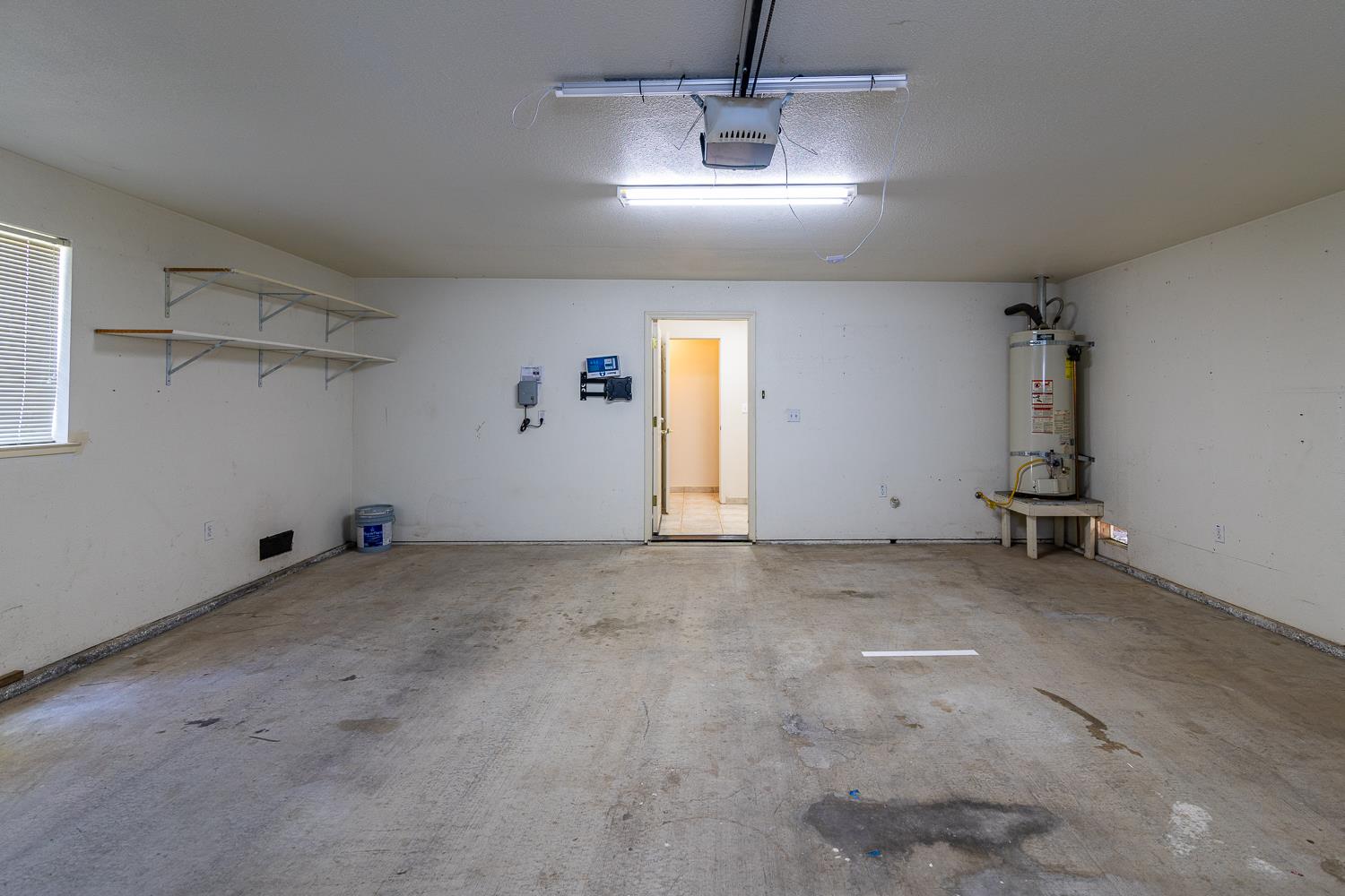 13500 Welch St, Waterford, CA 95386