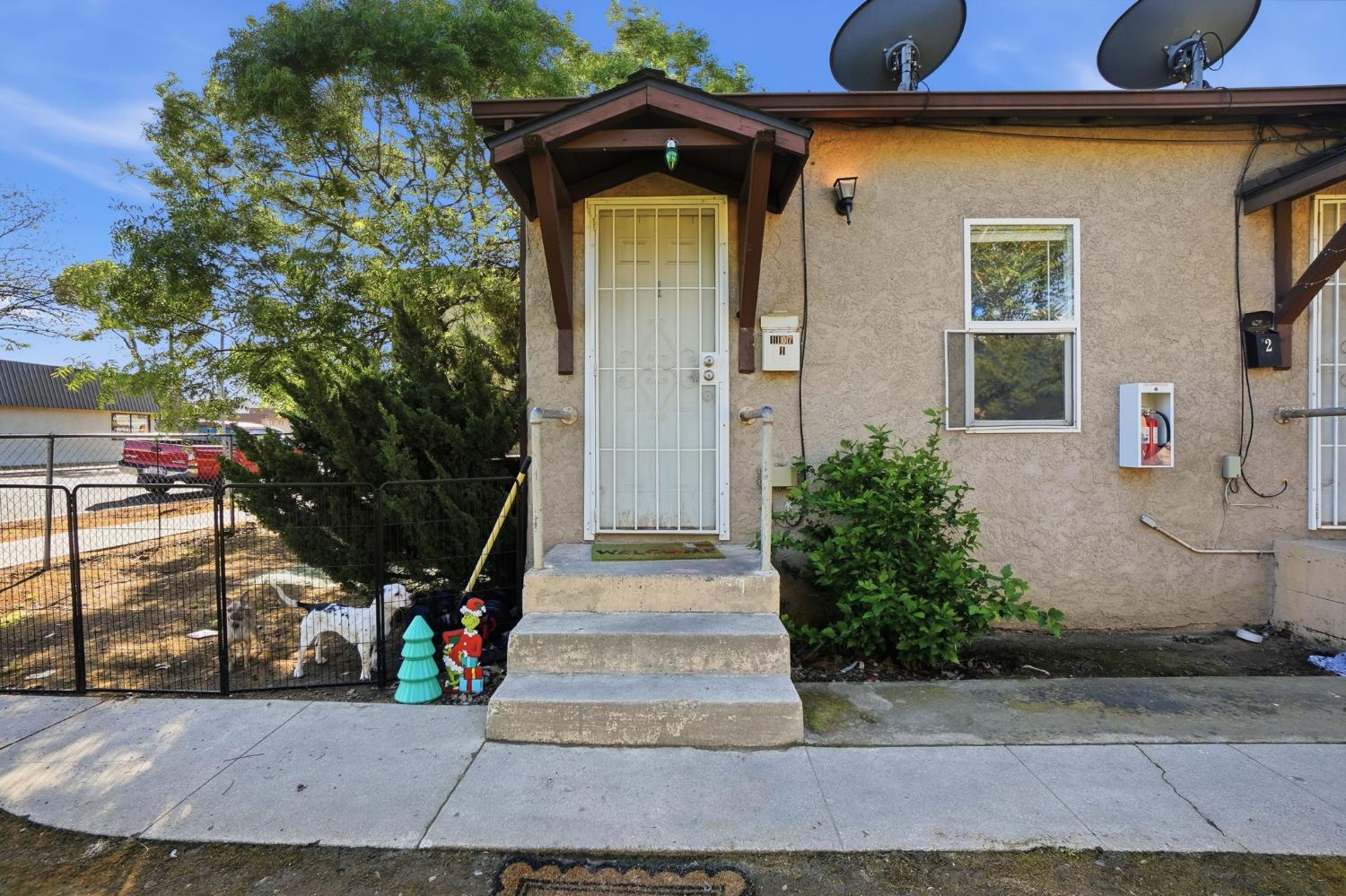 1107 7th St, Modesto, CA 95354