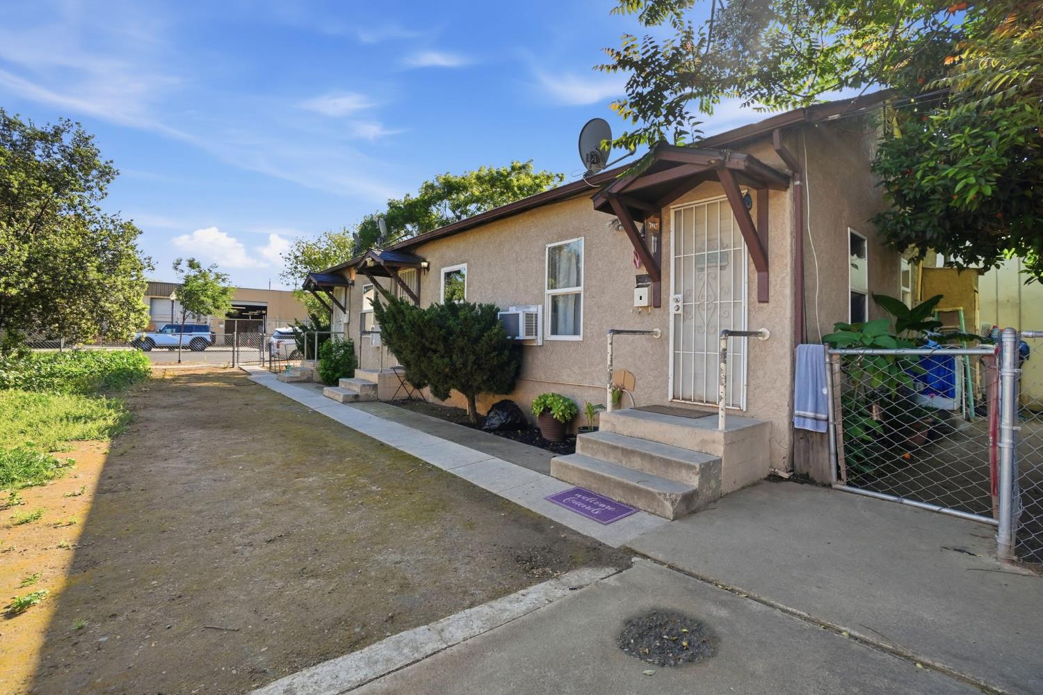 1107 7th St, Modesto, CA 95354