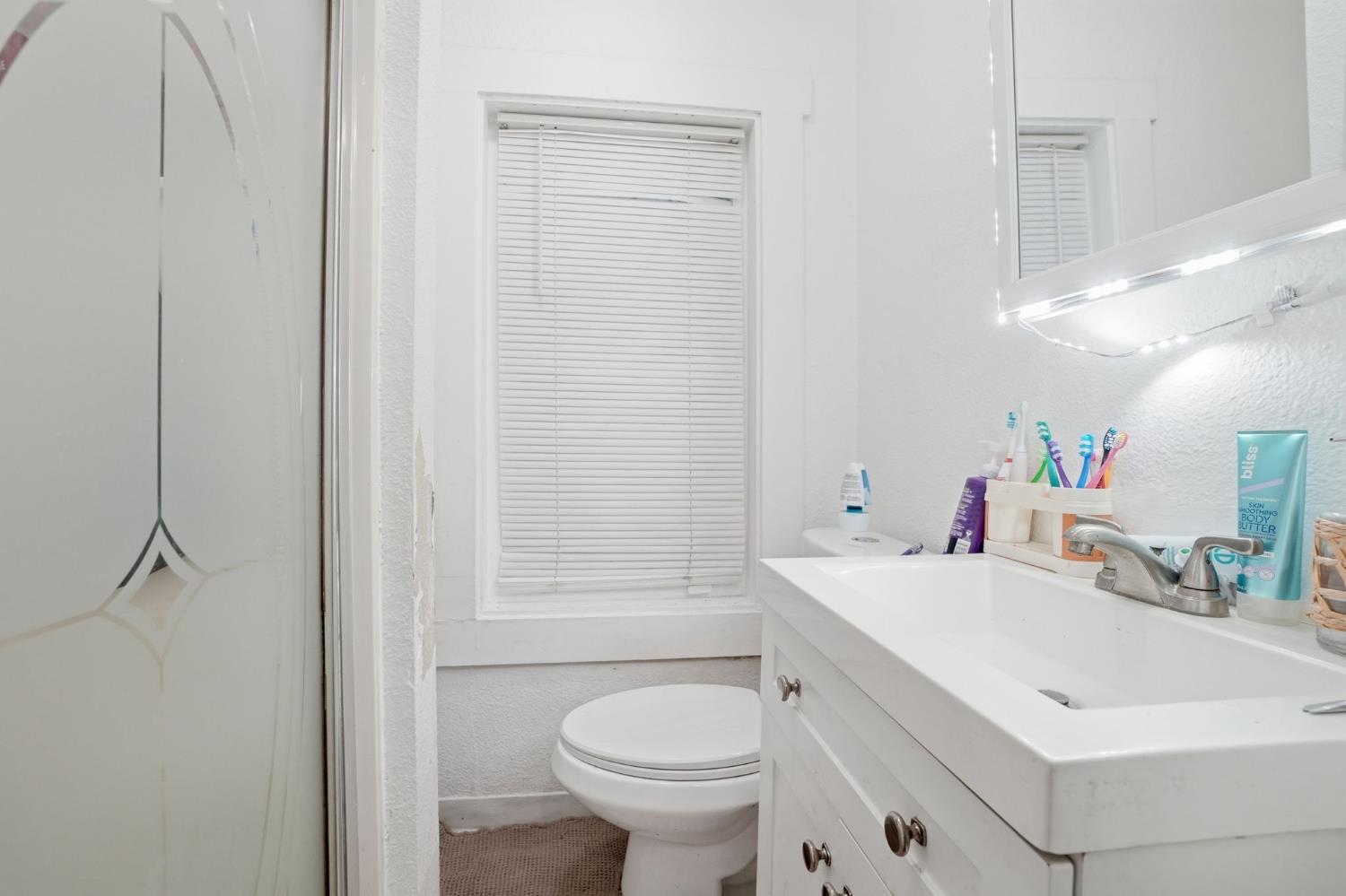 1107 7th St, Modesto, CA 95354