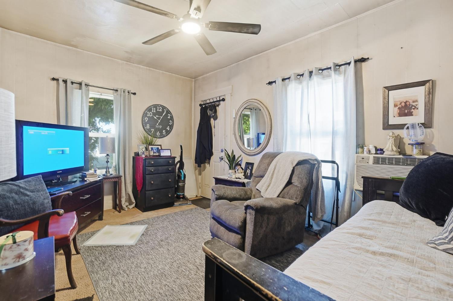 1107 7th St, Modesto, CA 95354