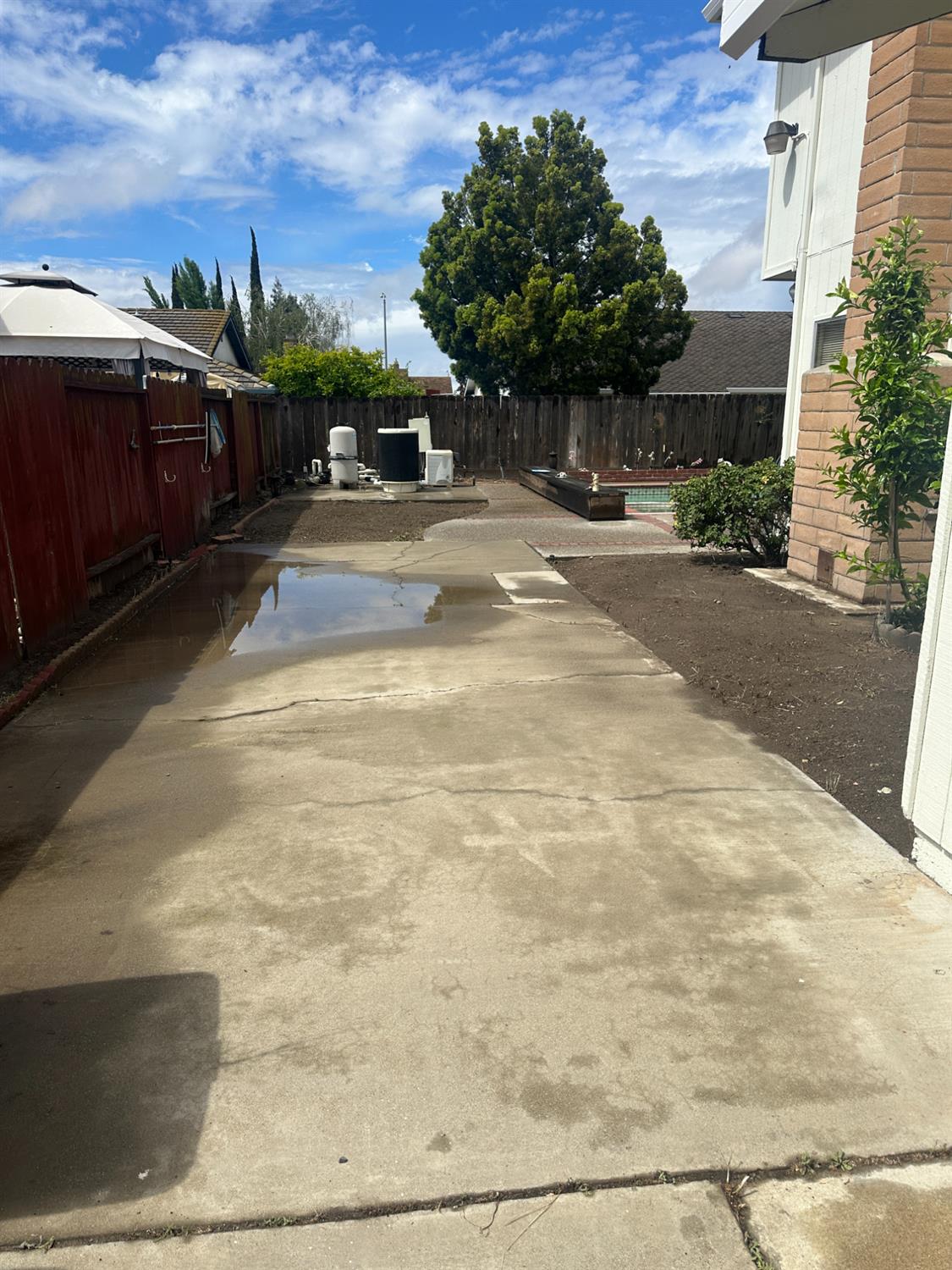 1737 Bingham Ln, Manteca, CA 95336