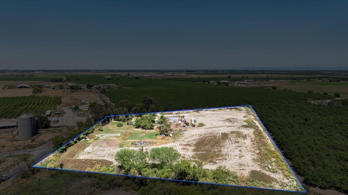 28060 S Airport Way, Manteca, CA 95337