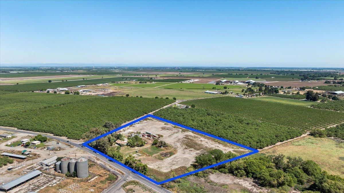 28060 S Airport Way, Manteca, CA 95337