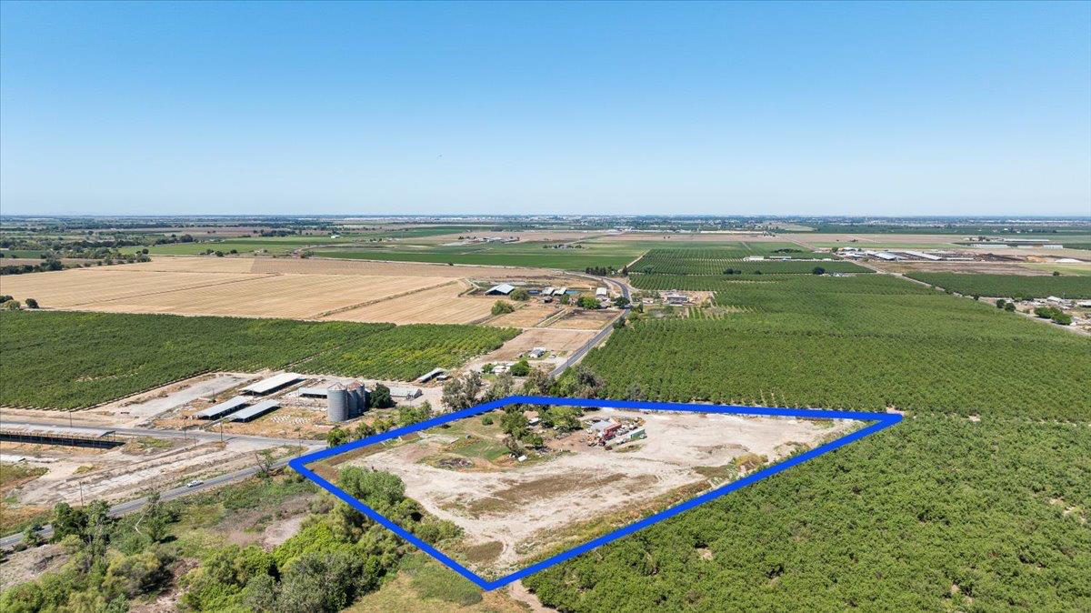 28060 S Airport Way, Manteca, CA 95337