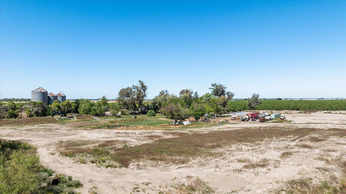 28060 S Airport Way, Manteca, CA 95337