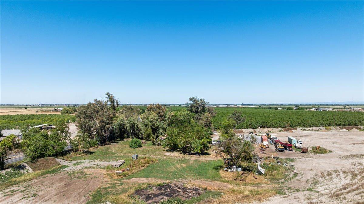 28060 S Airport Way, Manteca, CA 95337