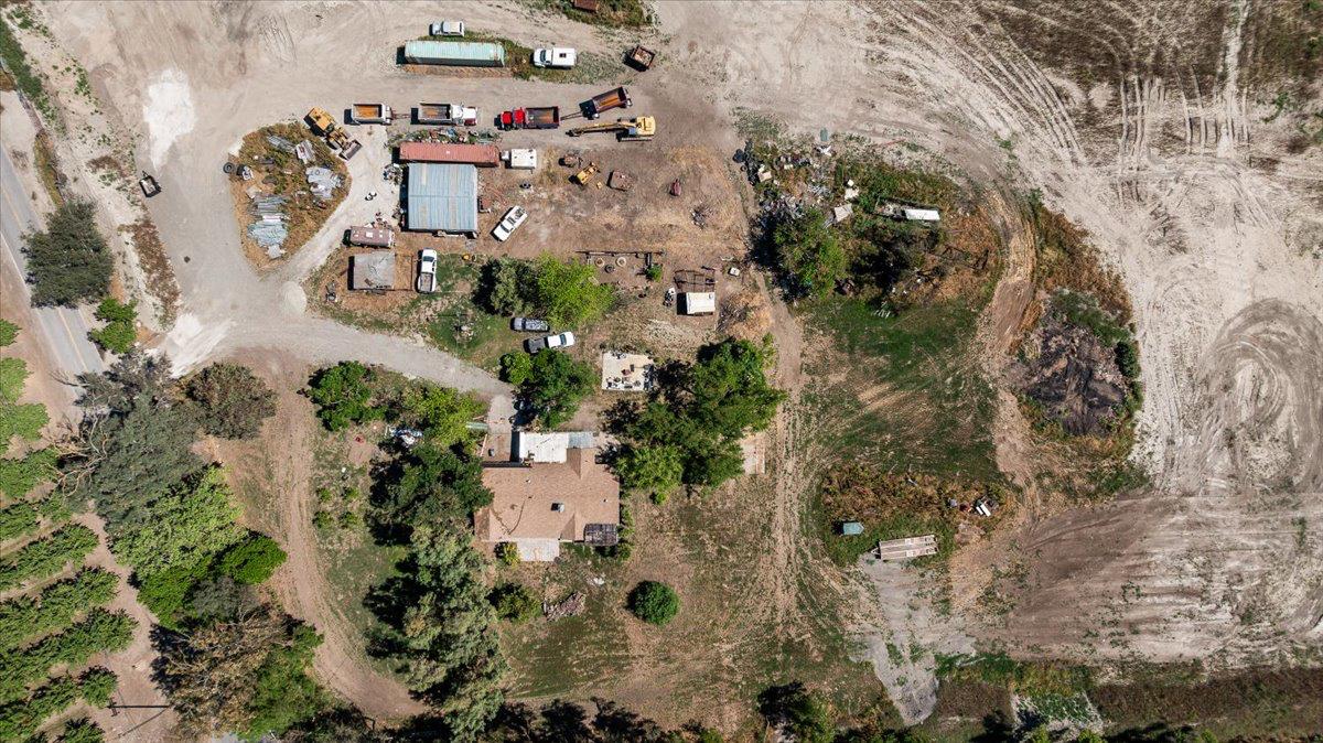 28060 S Airport Way, Manteca, CA 95337