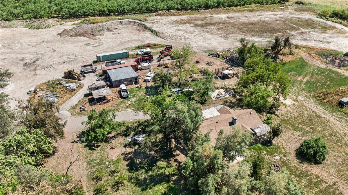 28060 S Airport Way, Manteca, CA 95337