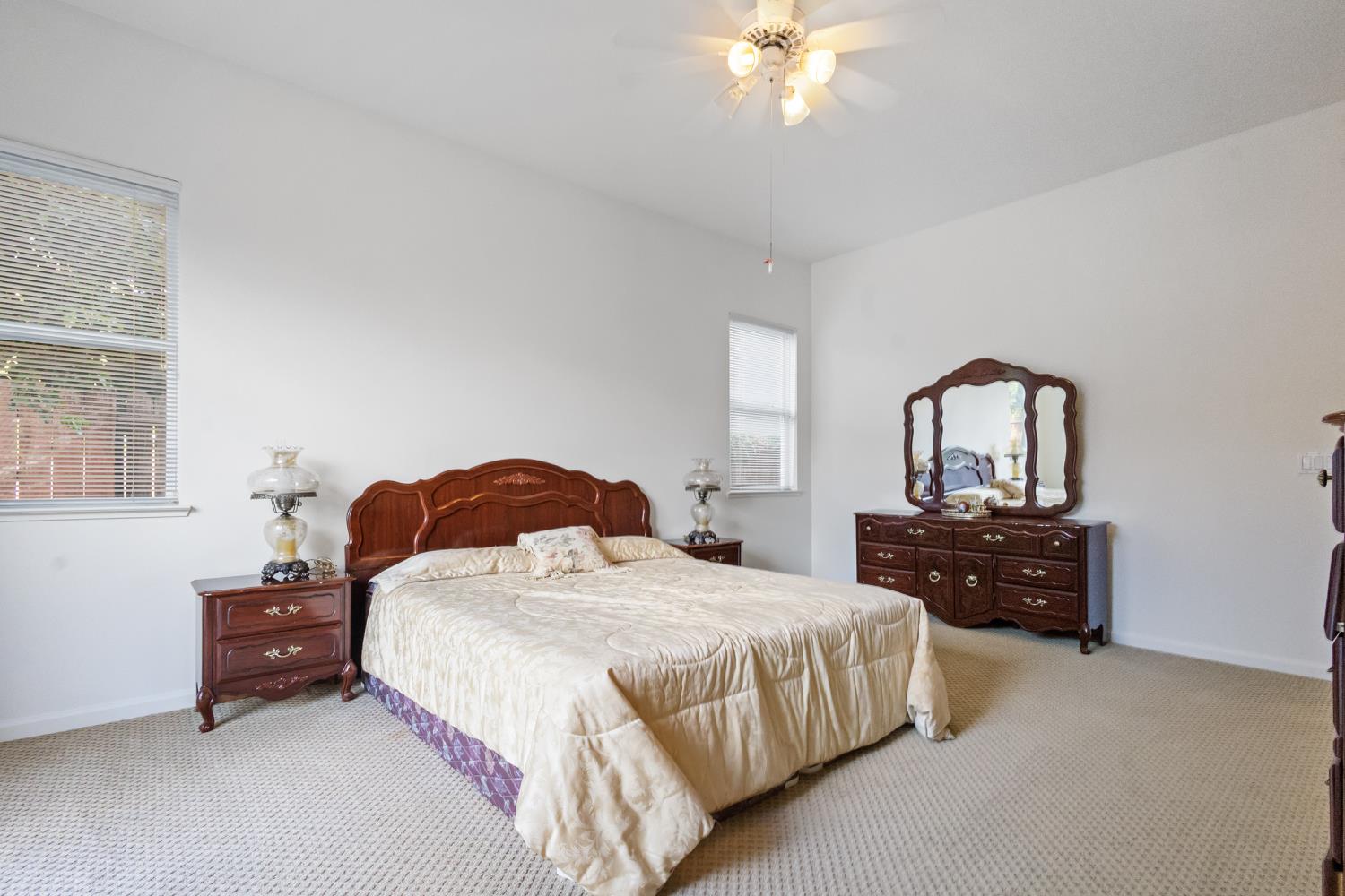 1413 Villette Ct, Modesto, CA 95356