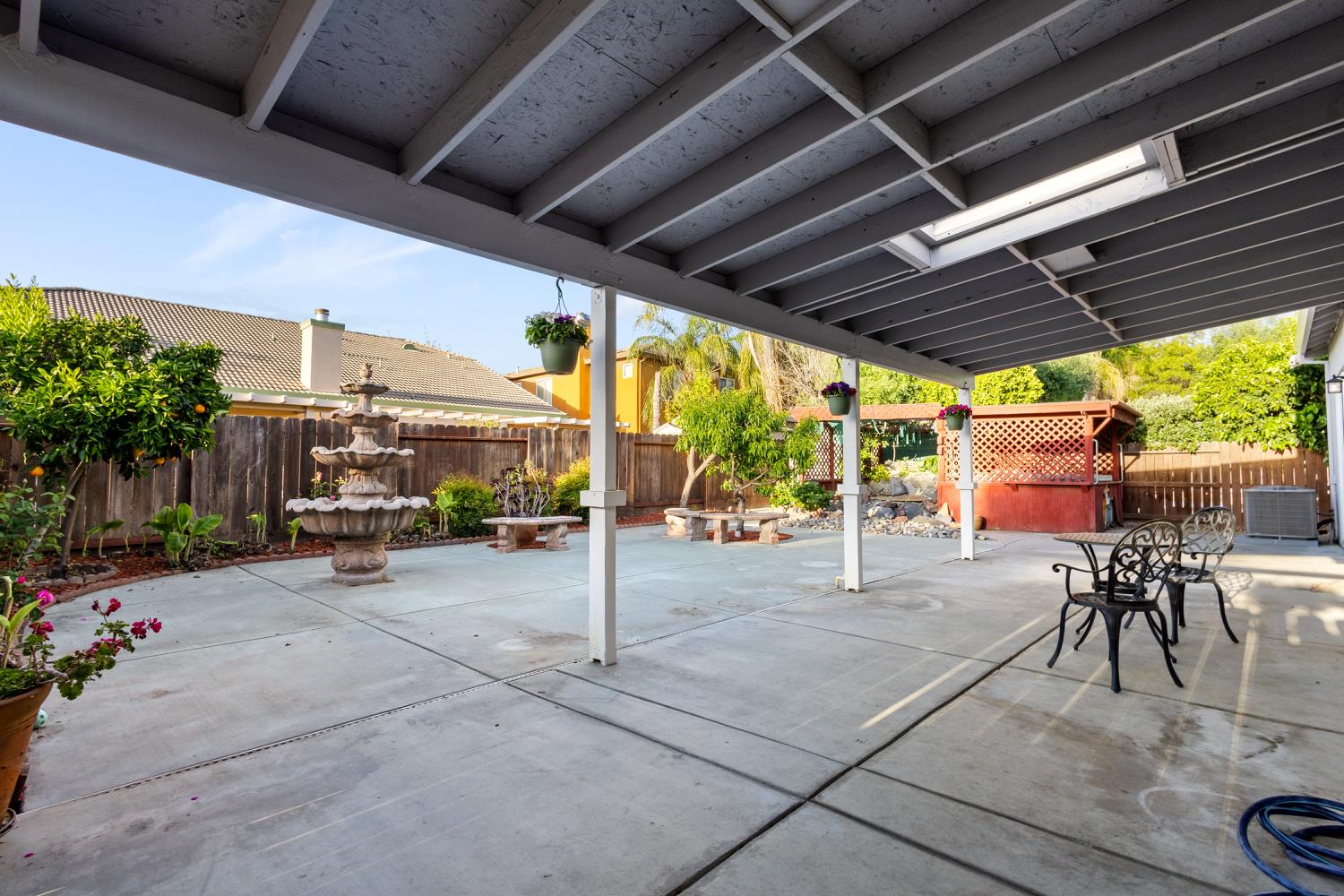 1413 Villette Ct, Modesto, CA 95356