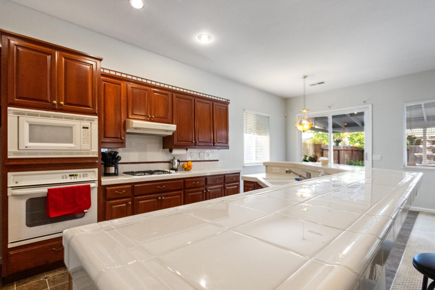 1413 Villette Ct, Modesto, CA 95356