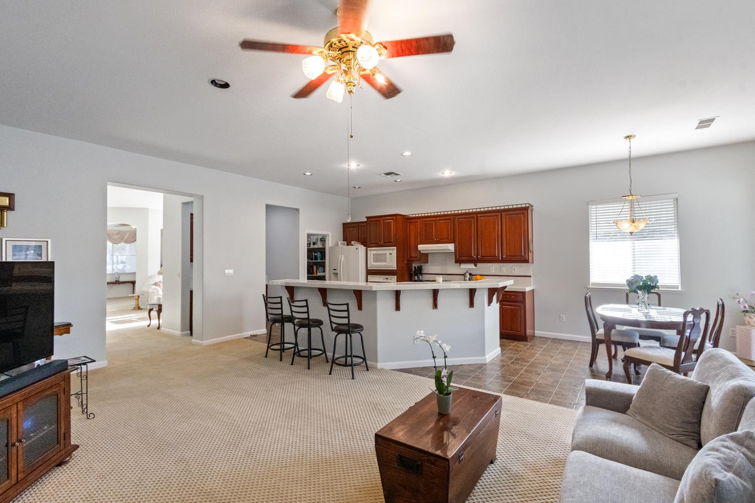 1413 Villette Ct, Modesto, CA 95356