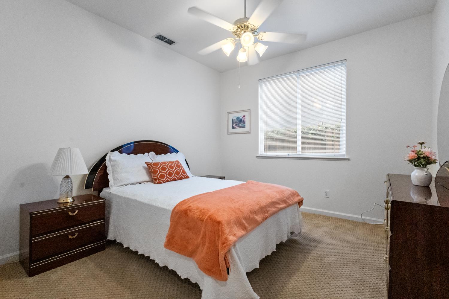 1413 Villette Ct, Modesto, CA 95356