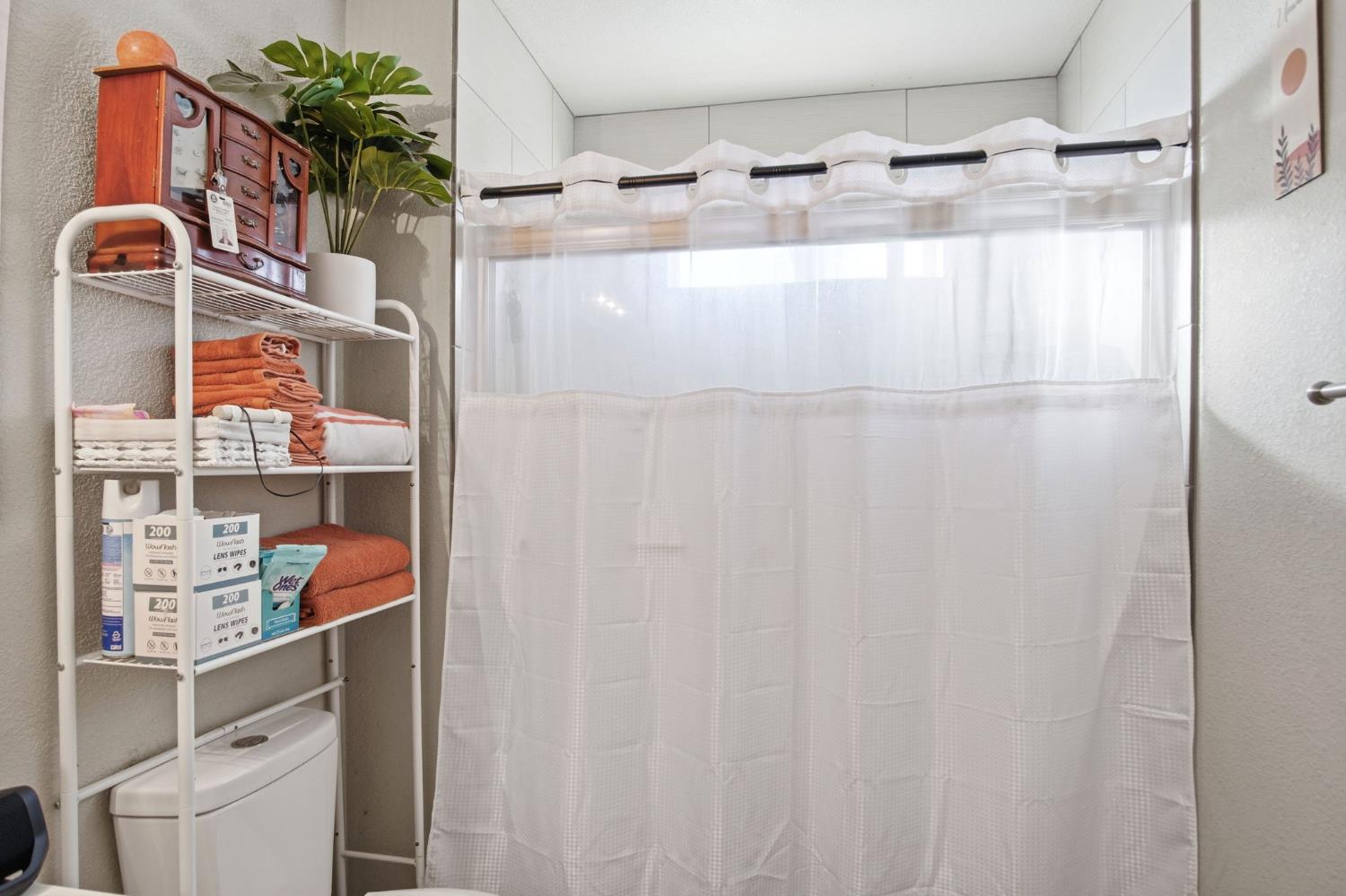 534 Ripona, Ripon, CA 95366