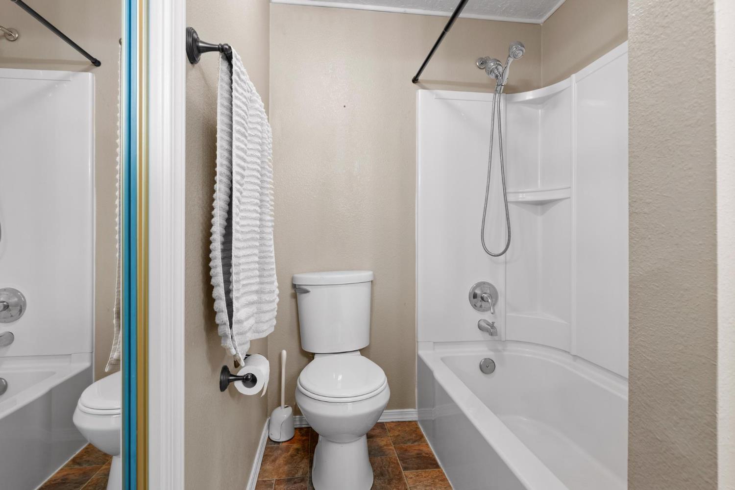 1830 E Yosemite Ave #116, Manteca, CA 95336