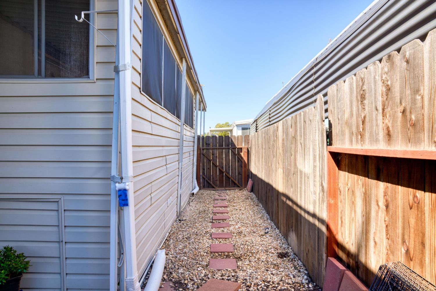 1830 E Yosemite Ave #116, Manteca, CA 95336