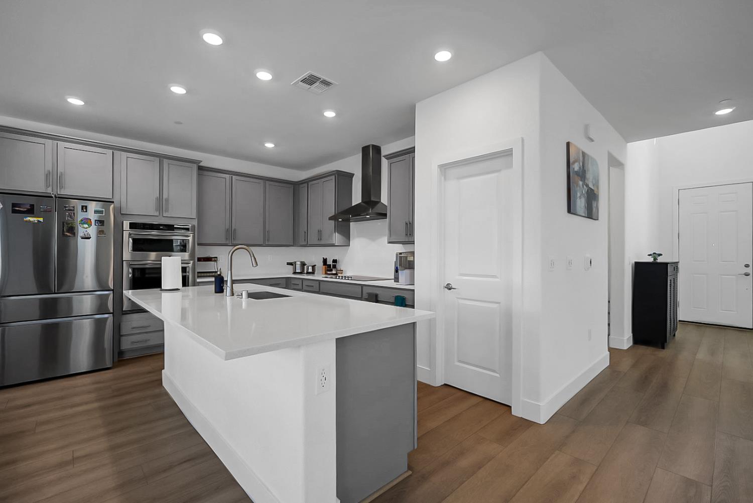 3277 Starburst St, Manteca, CA 95337