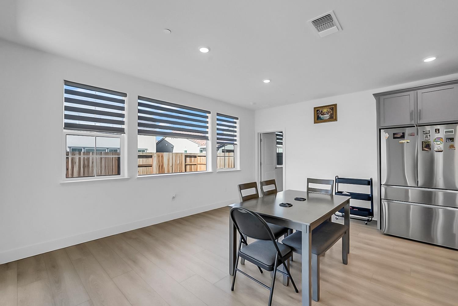 3277 Starburst St, Manteca, CA 95337