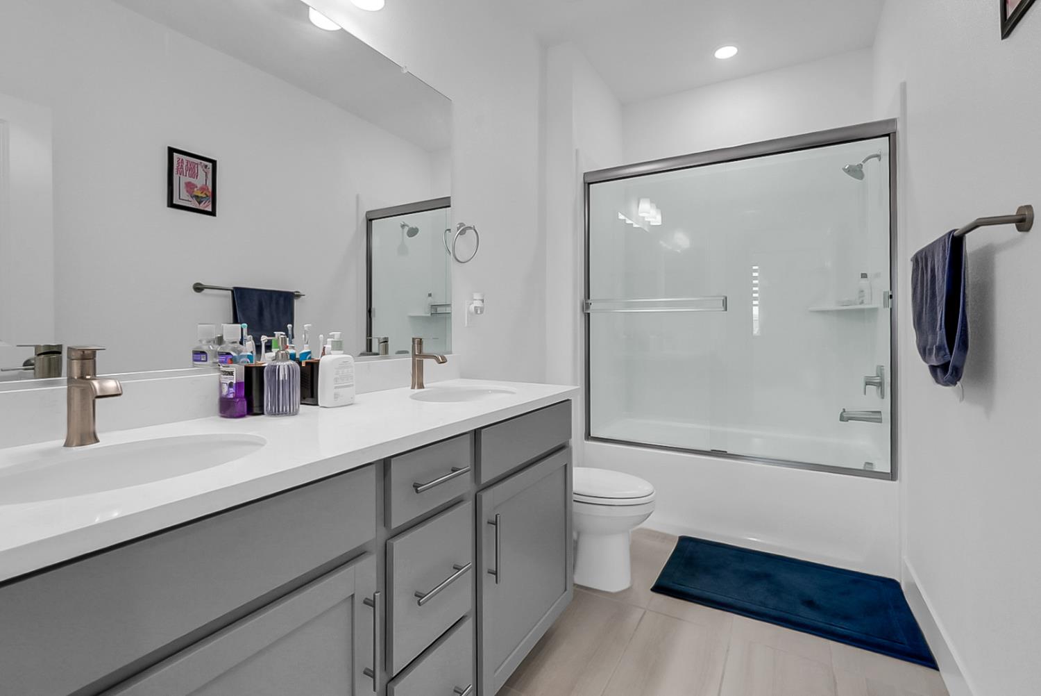 3277 Starburst St, Manteca, CA 95337