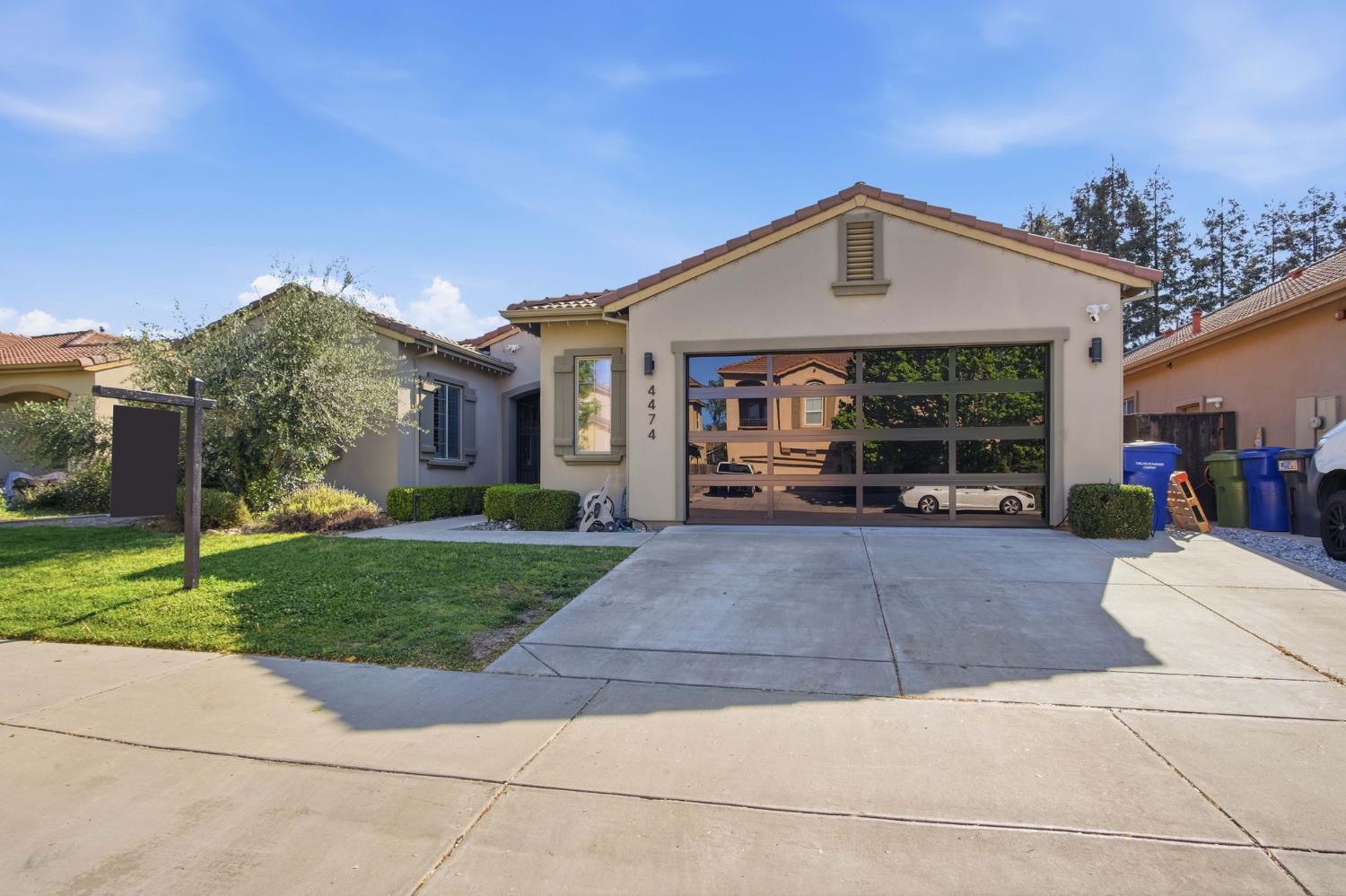 4474 Falcon Crest Way, Turlock, CA 95382