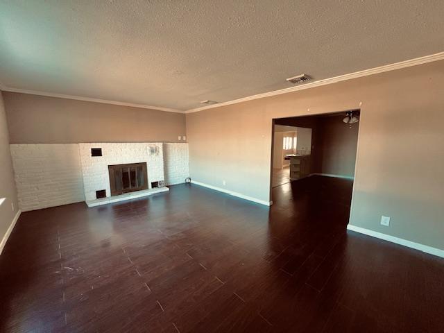 332 Hinkley Ave, Oakdale, CA 95361