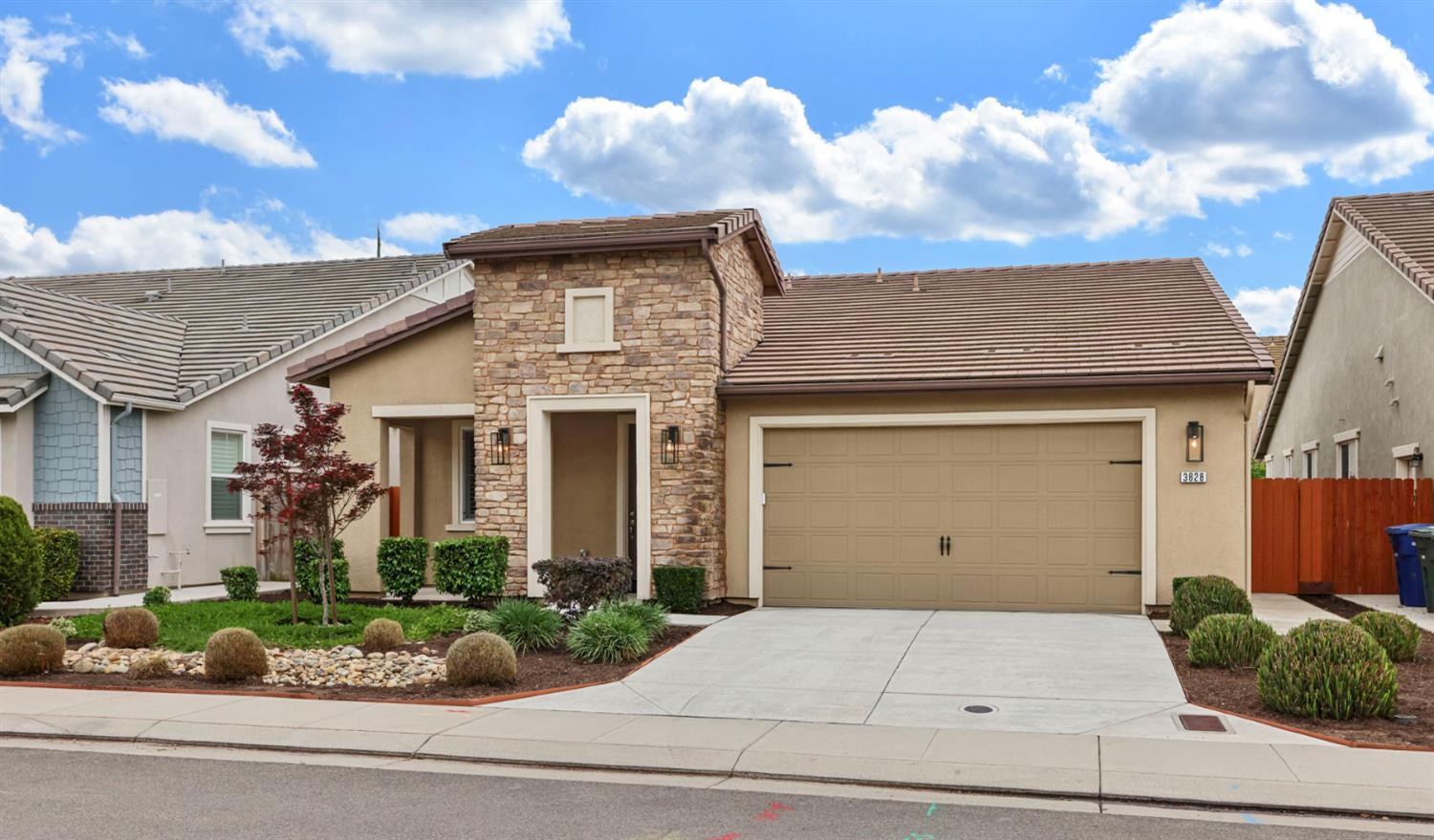 3828 Lookout Dr, Modesto, CA 95355