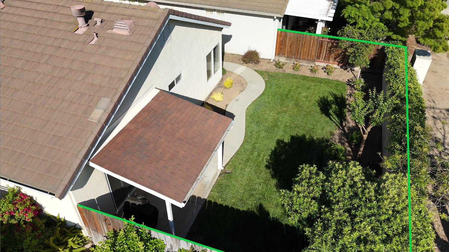 2042 Spring Blossom Ln, Turlock, CA 95382