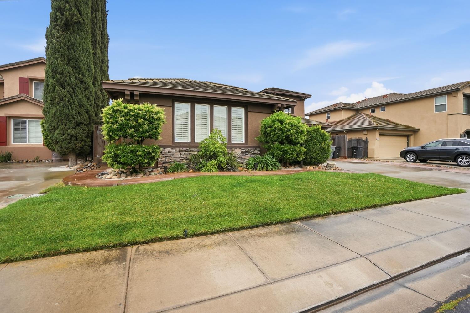 2618 Corral Way, Riverbank, CA 95367