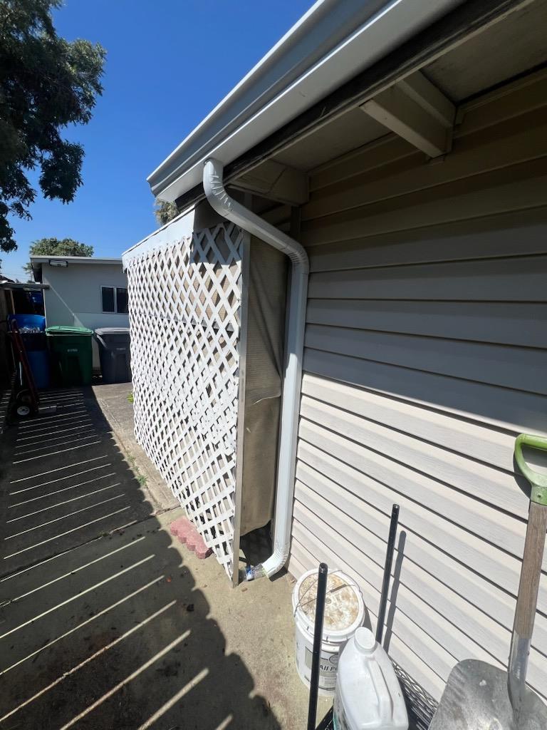 229 E St, Los Banos, CA 93635